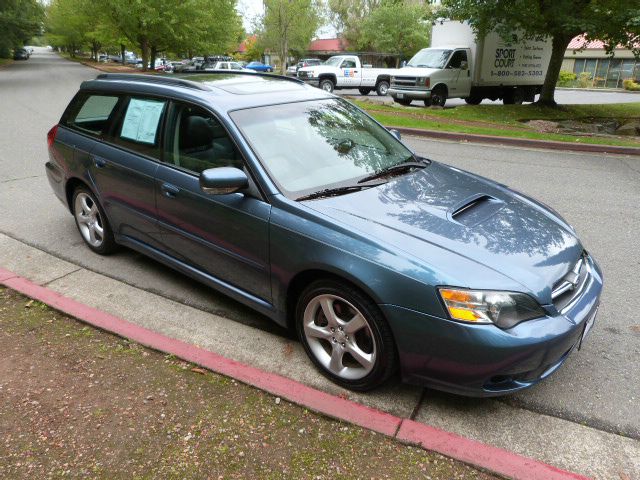 Subaru Legacy 2005 photo 2