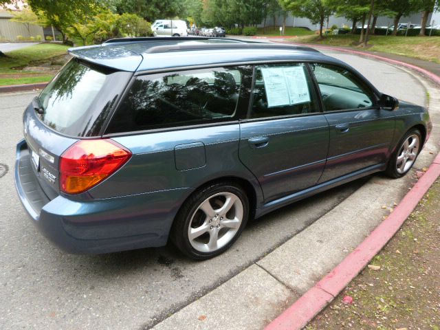 Subaru Legacy 2005 photo 4