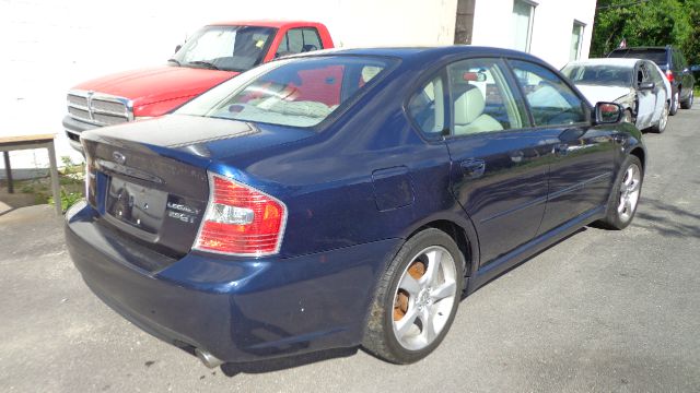 Subaru Legacy 2006 photo 1