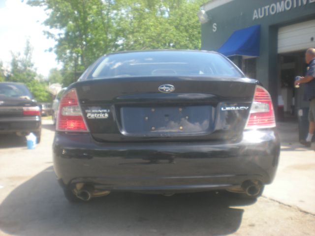 Subaru Legacy 2006 photo 1