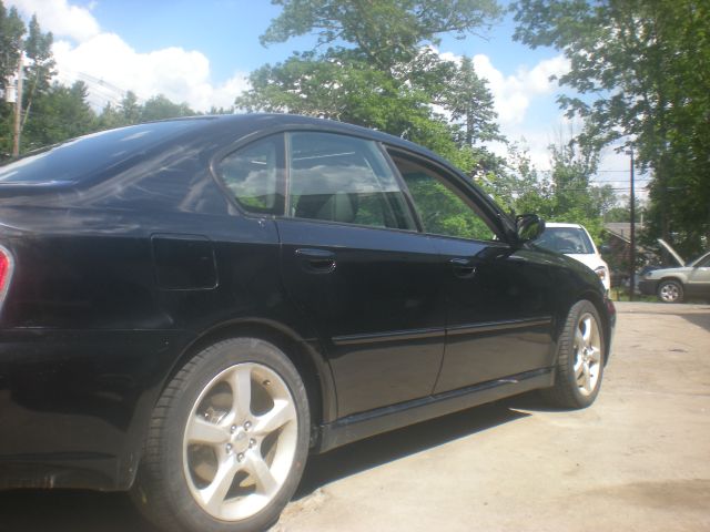 Subaru Legacy 2006 photo 4