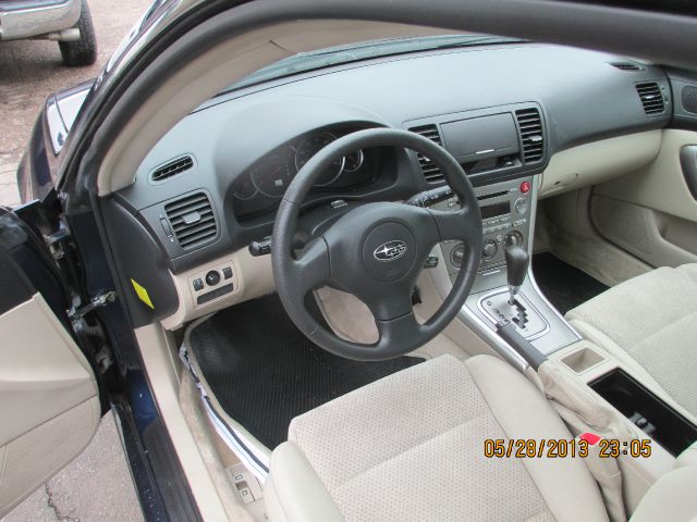 Subaru Legacy 2006 photo 11