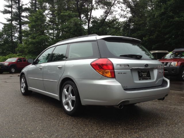 Subaru Legacy 2006 photo 1