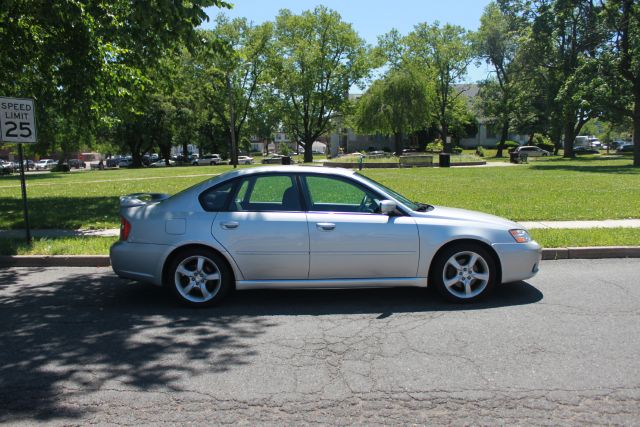 Subaru Legacy 2006 photo 11