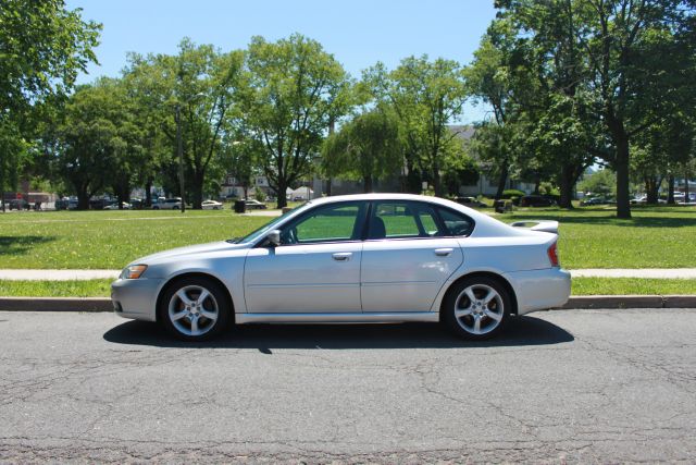 Subaru Legacy 2006 photo 22