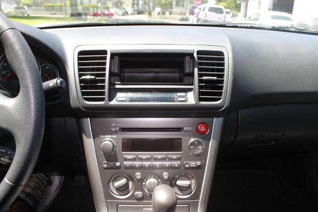 Subaru Legacy 2006 photo 26