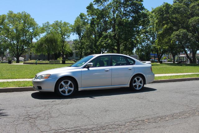 Subaru Legacy 2006 photo 8