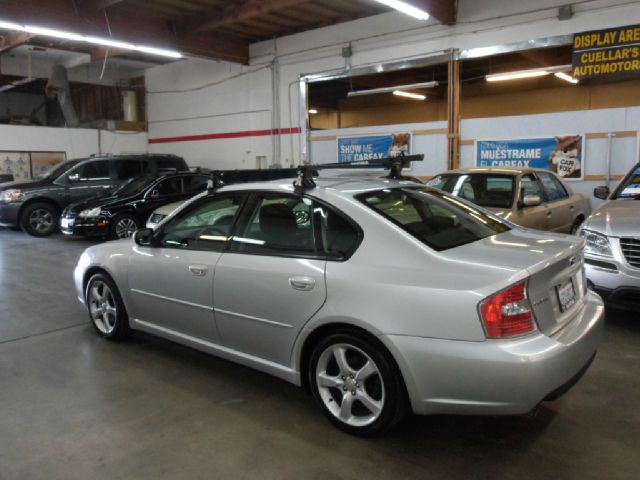 Subaru Legacy 2006 photo 4