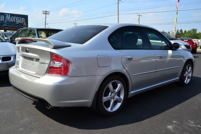 Subaru Legacy 2006 photo 2