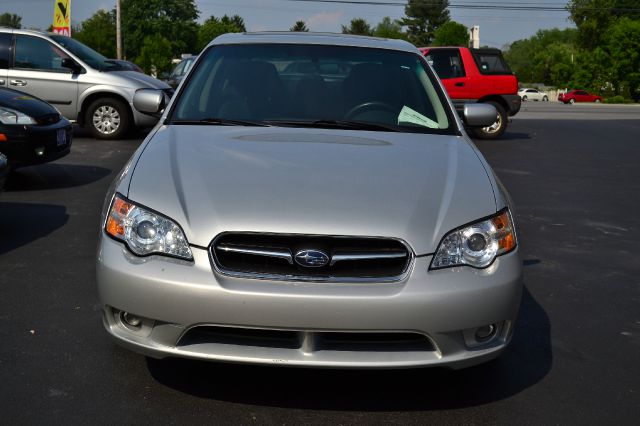 Subaru Legacy 2006 photo 7