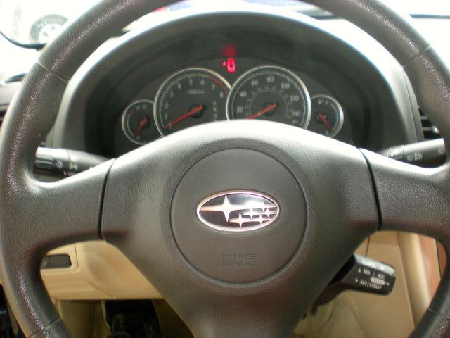 Subaru Legacy 2006 photo 1