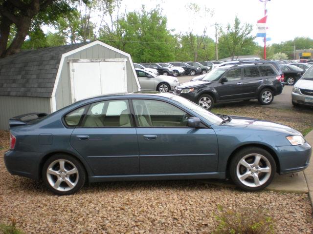 Subaru Legacy 2006 photo 8