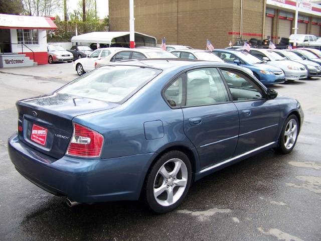 Subaru Legacy 2006 photo 1