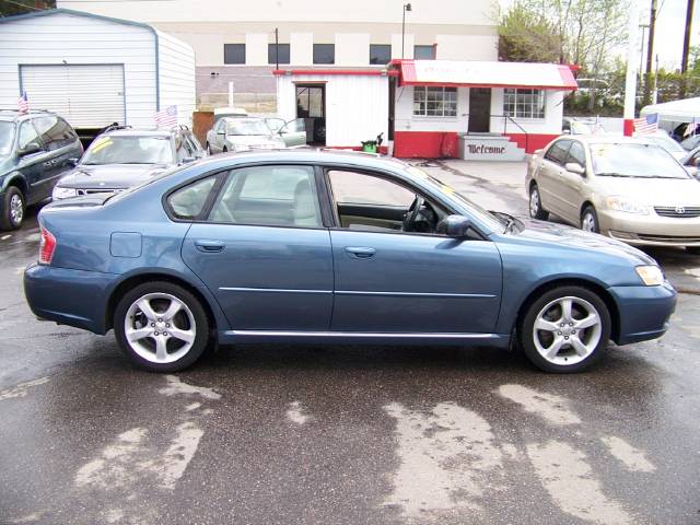 Subaru Legacy 2006 photo 2