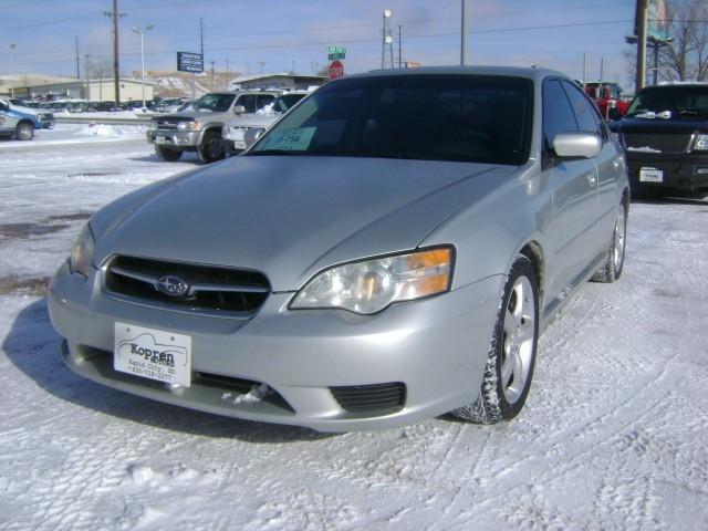 Subaru Legacy 2006 photo 1