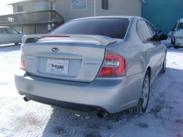 Subaru Legacy 2006 photo 2