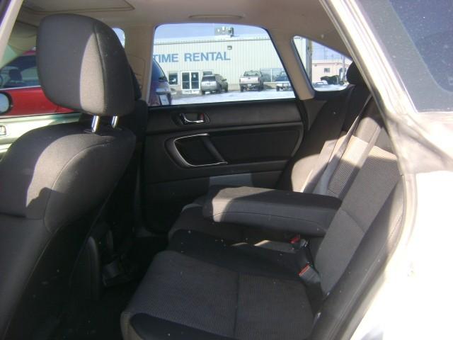 Subaru Legacy 2006 photo 4