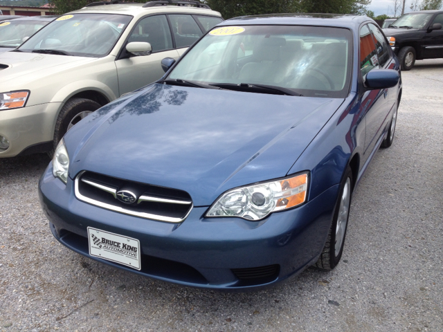 Subaru Legacy LS Extended Cab 2WD AT Sedan