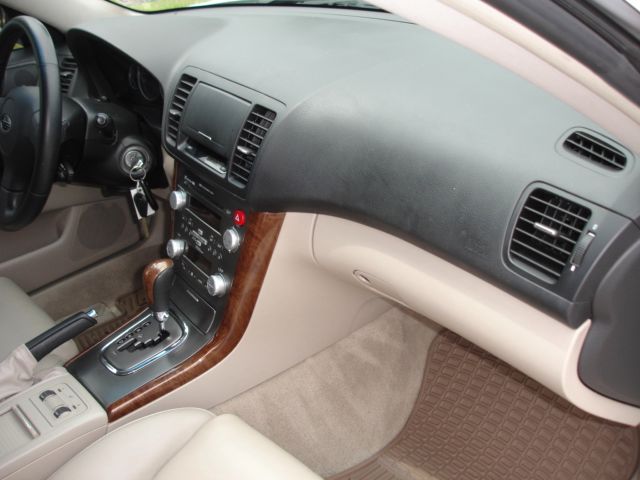 Subaru Legacy 2007 photo 12