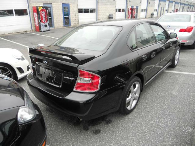 Subaru Legacy LS Extended Cab 2WD AT Sedan