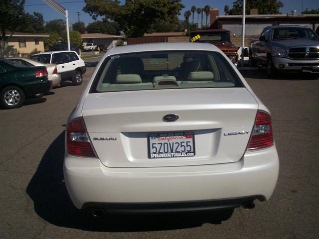 Subaru Legacy 2007 photo 1