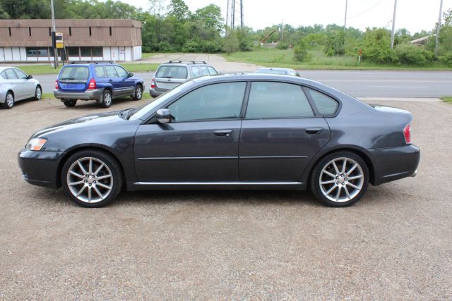 Subaru Legacy 4WD Premium Sedan