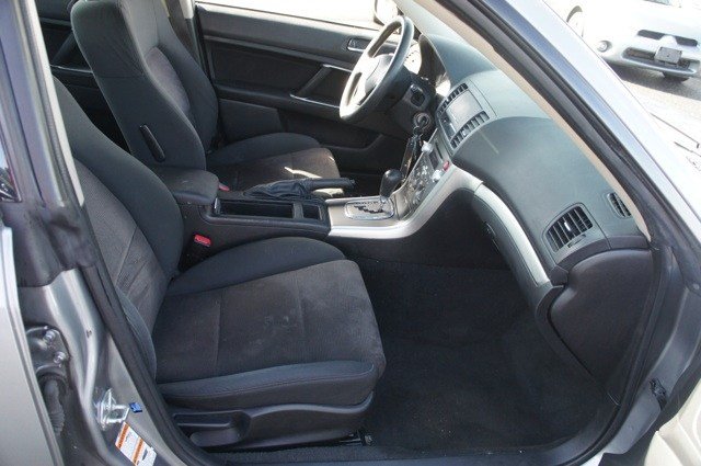 Subaru Legacy 2008 photo 2