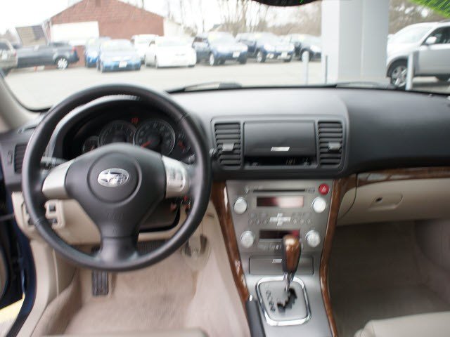 Subaru Legacy 2008 photo 2