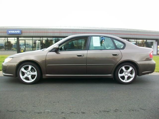 Subaru Legacy 2009 photo 3