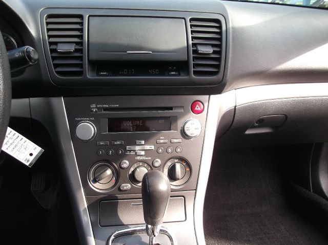 Subaru Legacy 2009 photo 21