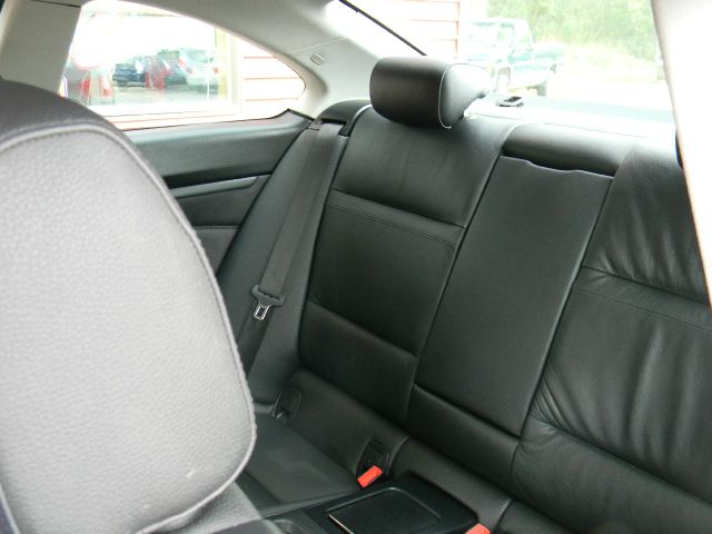 Subaru Legacy 2009 photo 2