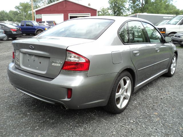 Subaru Legacy 2009 photo 2