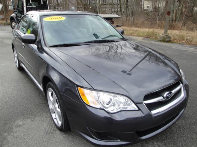 Subaru Legacy 2009 photo 2