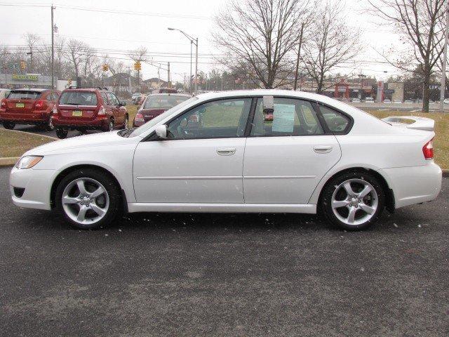 Subaru Legacy 2009 photo 1