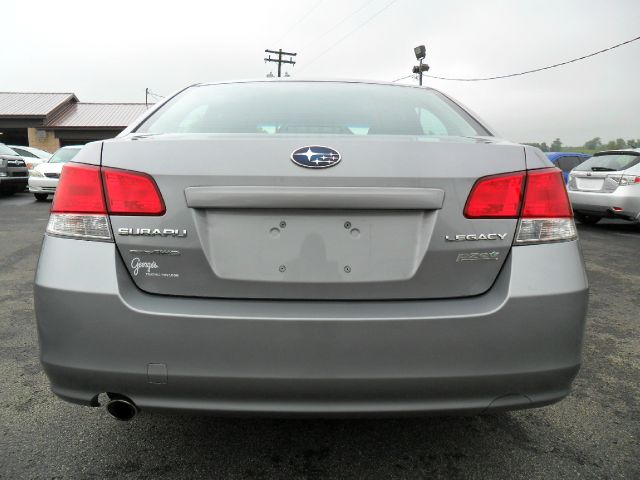 Subaru Legacy 2.3T Sedan 4D Sedan