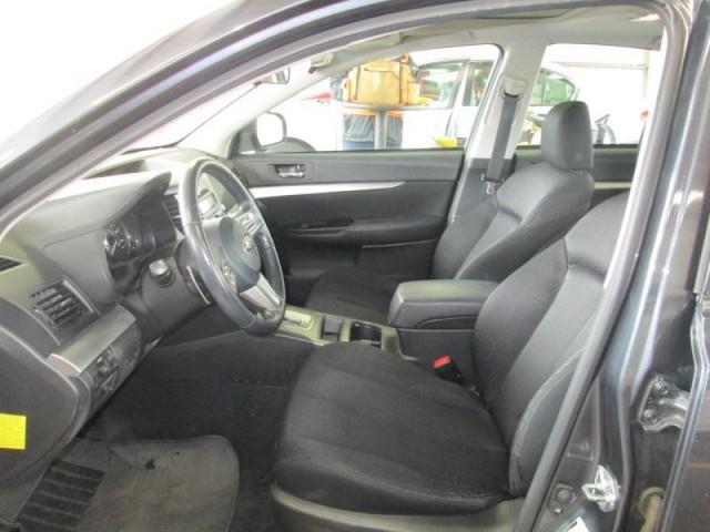 Subaru Legacy 2010 photo 1