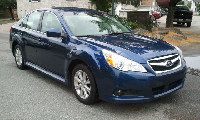 Subaru Legacy 2011 photo 7