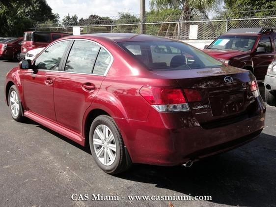 Subaru Legacy 2011 photo 3