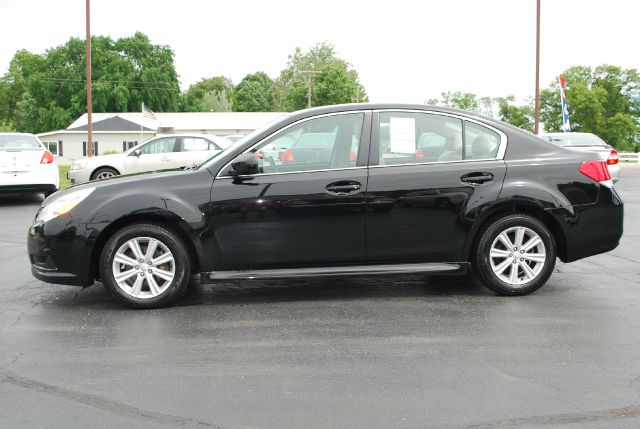 Subaru Legacy 2011 photo 21