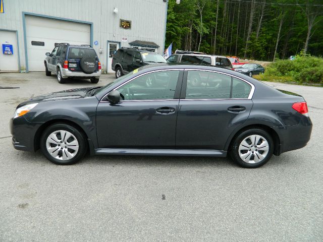 Subaru Legacy 2011 photo 18