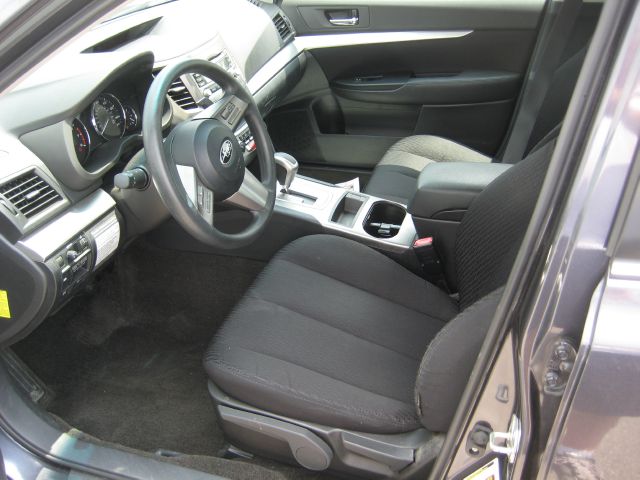 Subaru Legacy 2011 photo 7