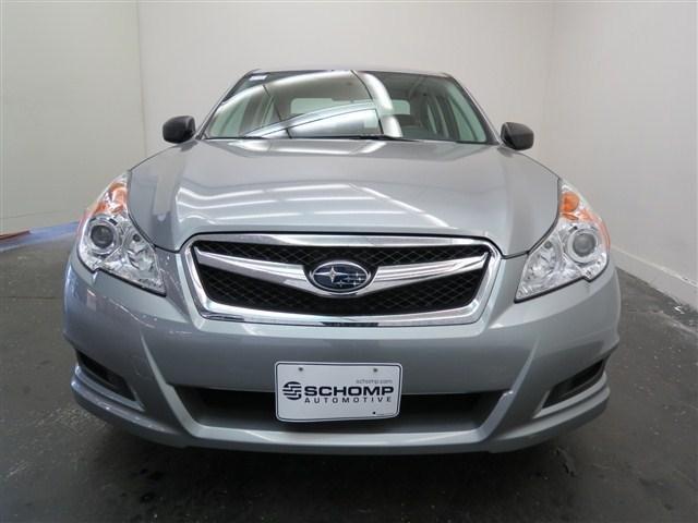 Subaru Legacy 2011 photo 27