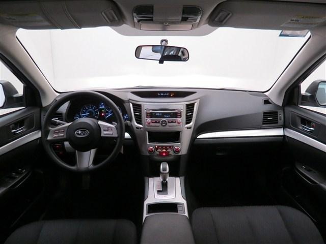 Subaru Legacy 2011 photo 31