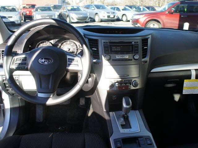 Subaru Legacy 2012 photo 4