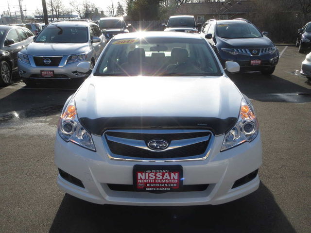 Subaru Legacy 2012 photo 1