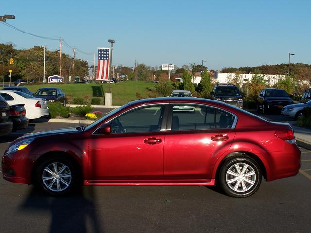 Subaru Legacy 2012 photo 4