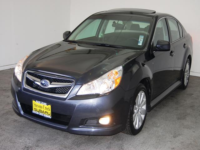 Subaru Legacy 2012 photo 2