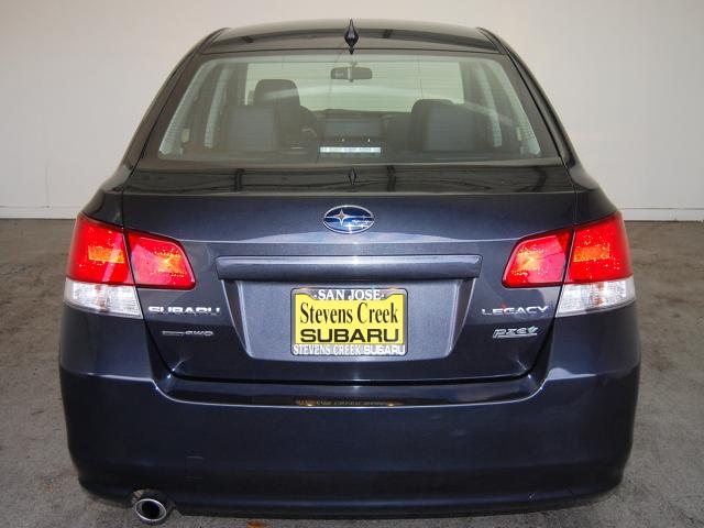 Subaru Legacy 2012 photo 3