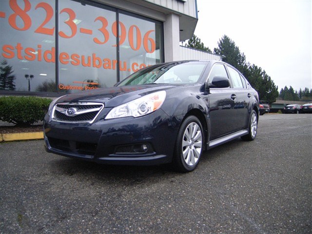 Subaru Legacy 2012 photo 1