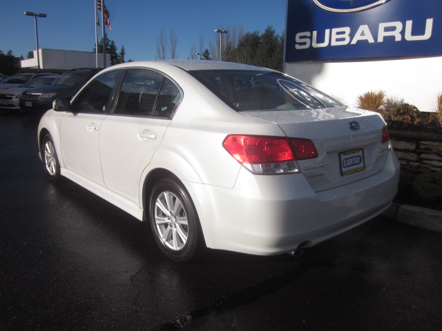 Subaru Legacy 2012 photo 5